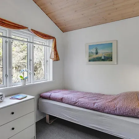 Vakantiehuis 2 Bedroom Gorgeous In