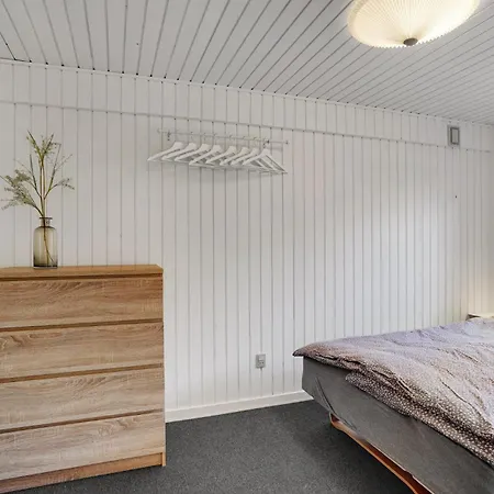 2 Bedroom Gorgeous In