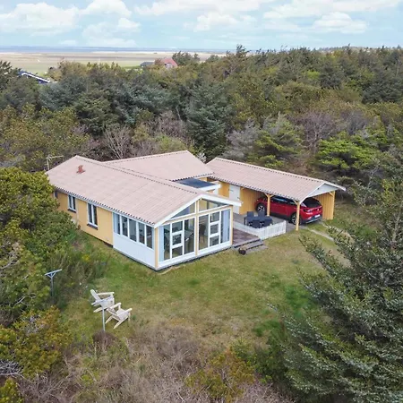 2 Bedroom Gorgeous In