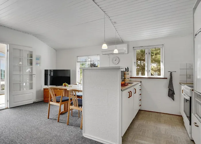 2 Bedroom Gorgeous In 度假居 *