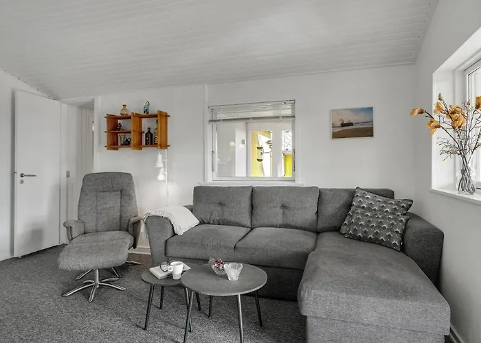 2 Bedroom Gorgeous In 度假居 *